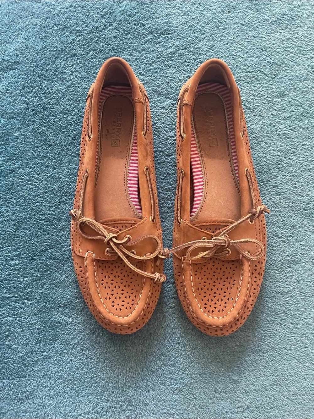 Sperry Women’s Tan Leather Bow Moccasins